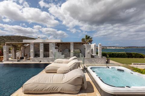 Agia Thalassa - Beachfront Private Pool Villa