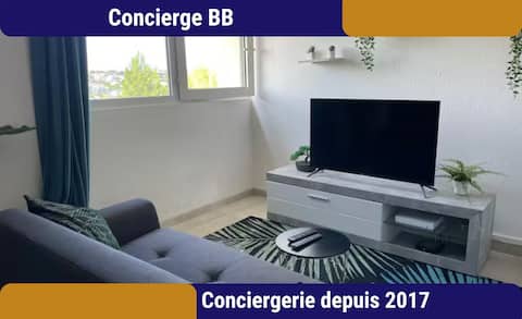 Top Airbnb: AMG- Beautiful comfortable studio in Montpellier à Hôpitaux Facultés
