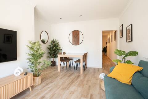 Top Airbnb: 15 minutes from downtown and the beach in Sant Adrià De Besòs