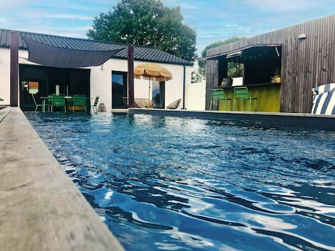 Beautiful home with pool near ocean