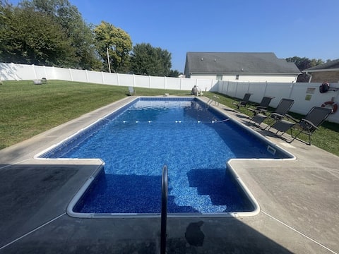 Cozy Pool & Hot Tub Retreat by Casino