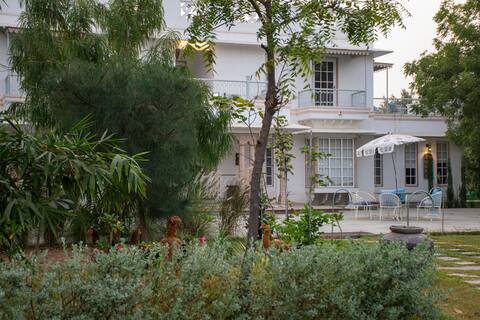 Naila Kothi A Luxury Stay