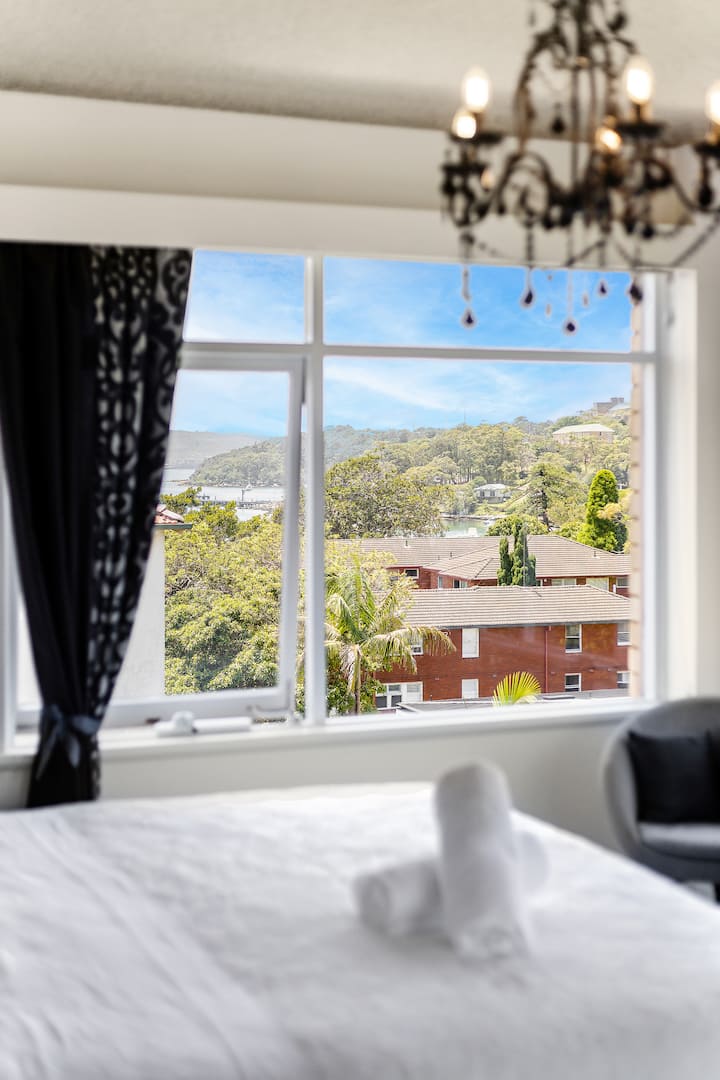Balmoral Beach Escape - Sydney