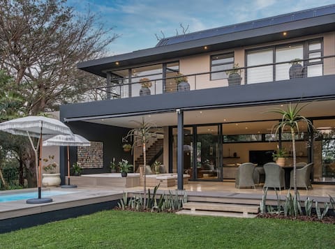 Lovely Caisa Villa, Luxury Eden Rock Estate