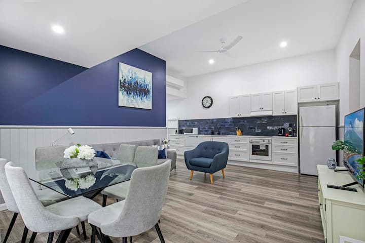 Family Home In The Heart Of Ashgrove - Brisbane