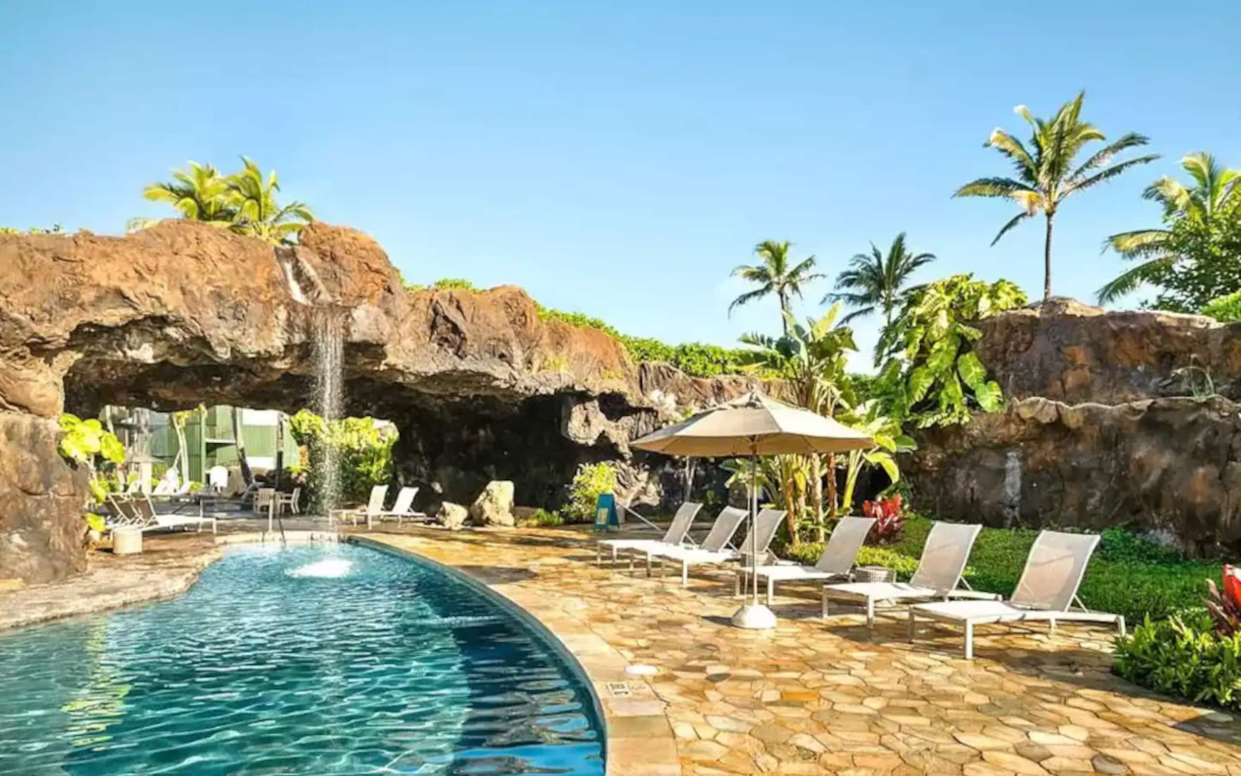Condo in Lihue · ★4.82 · Studio · 2 beds · 1 shared bath - Image 12