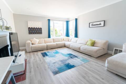 SFO | Modern Central Gem | 4BD/3BA, 1 min to BART