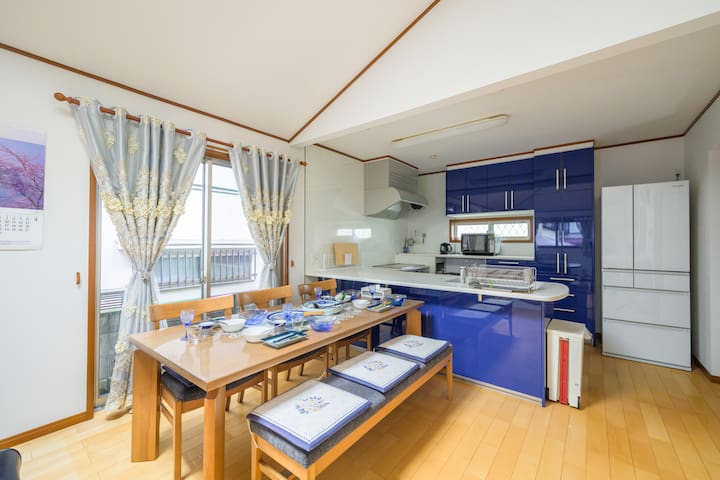 中野坂上駅徒歩1分|新宿4分銀座20分東京駅22分|一棟貸し|広々80㎡|MAX10人|A018