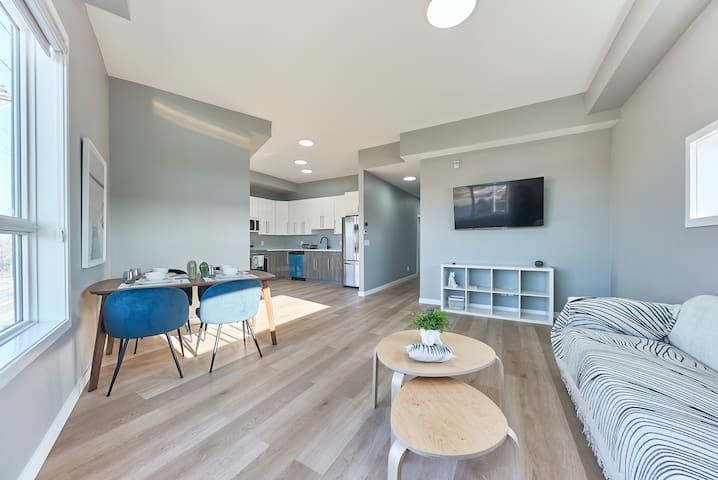 #1 St Vital Winnipeg 2 bdrm Apartment