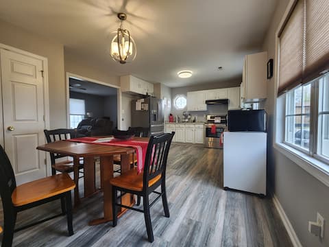 Clean, Comfy & Spacious with
2 Full baths!