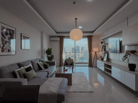 City Central: King Suite 2BR 2BR