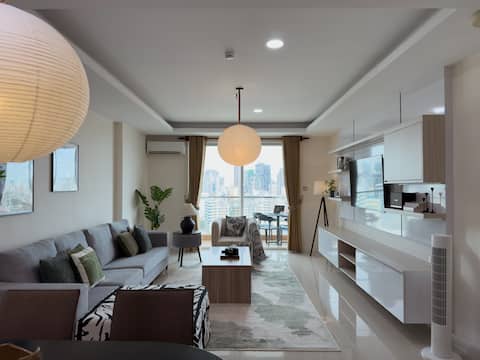 So Living | Mini Penthouse 2BR 2BA Stadium View