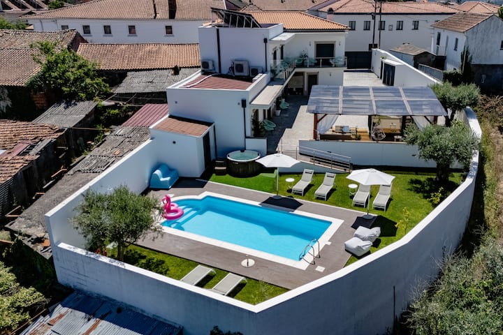 House with sauna and Jacuzzi for vacation