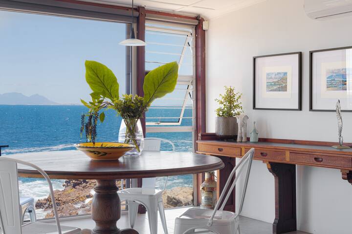 Rocky Bay on the View gallery image 4