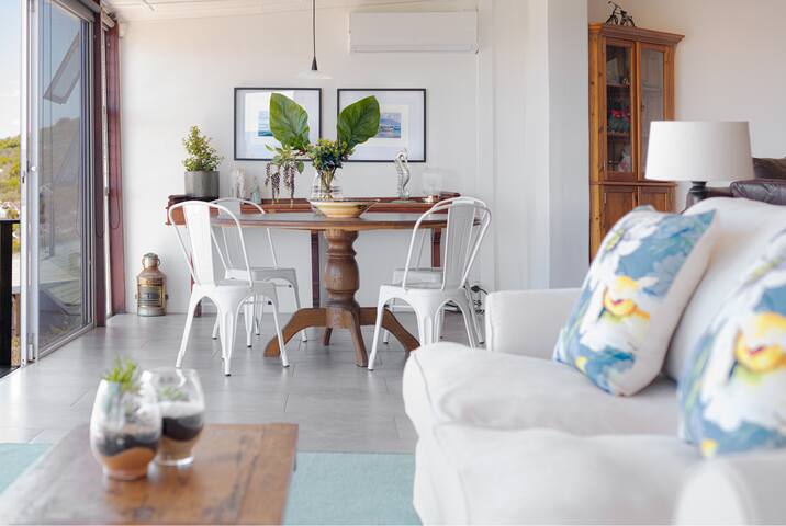 Rocky Bay on the View gallery image 2