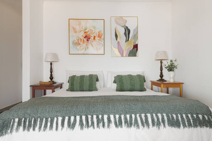 Rocky Bay on the View gallery image 5