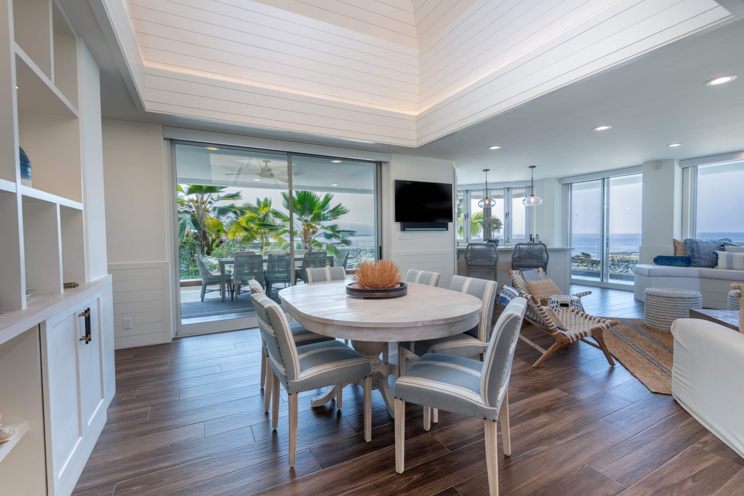 Home in Kailua-Kona · ★5.0 · 5 bedrooms · 7 beds · 6 baths - Image 32