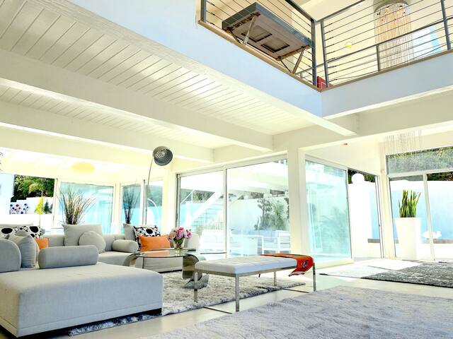 Beverly Hills private/ pool/ view gallery image 4