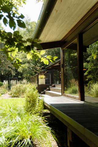 Bush House in the Dandenong Ranges gallery image 5