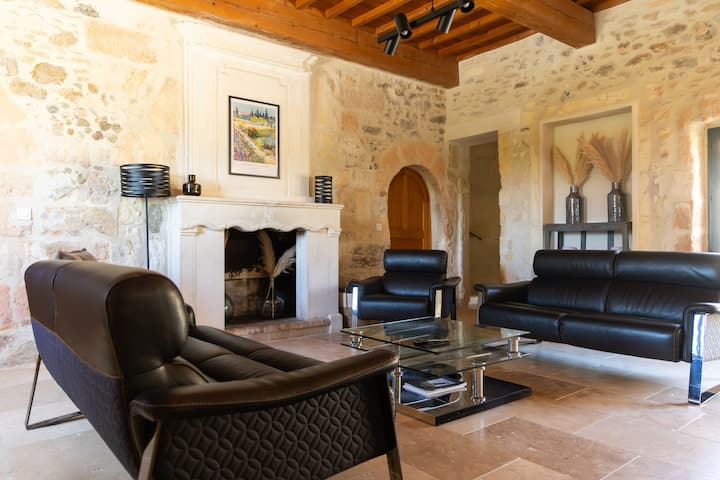 Mas Provençal D'exception Avec Piscine Chauffée ! - Tarascon