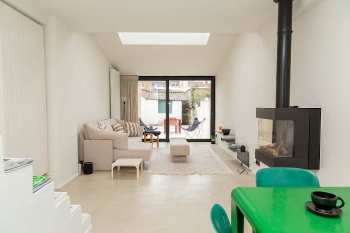 Sunny House In The Old Center Of Knokke - Knocke-Heist