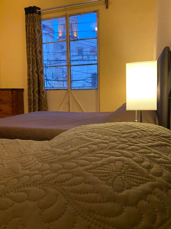 غرفة النوم 2