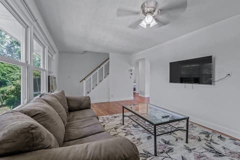 Entire house in a beautiful quiet neighborhood