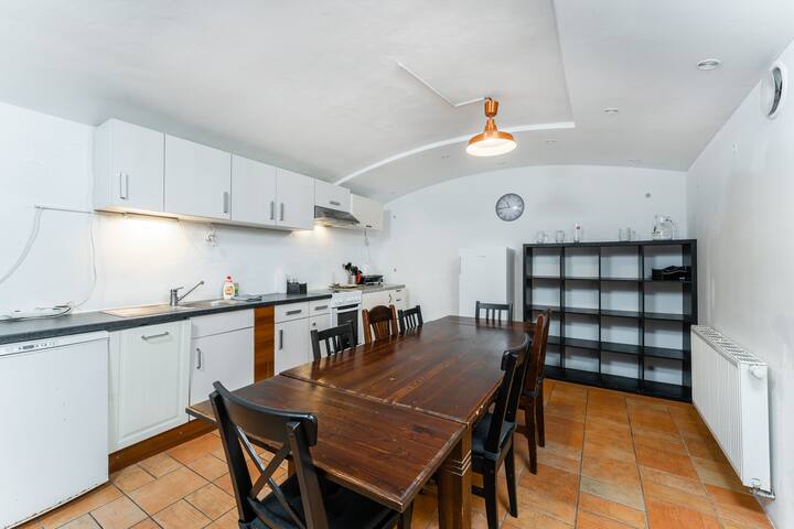 Prague apt for groups | billiard-foosball-fumoir gallery image 5