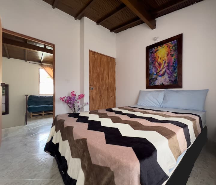 საძინებელი 4