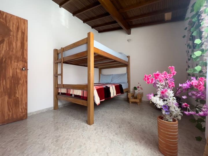 საძინებელი 1