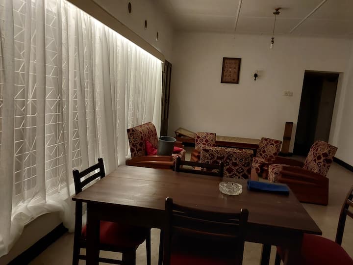 Birds Rest - Colombo