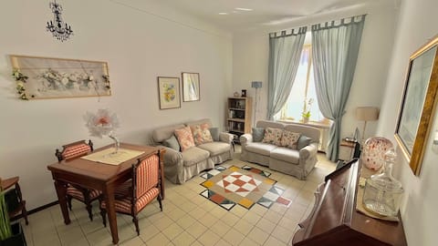Top performing Airbnb: Casa Nicoel - In the heart of the historic center! in Pavia