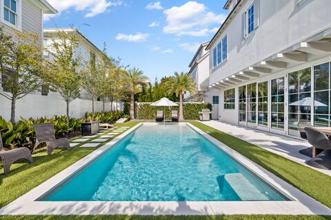 Private Beach & Pool! Sleeps 20! Steps to Beach!