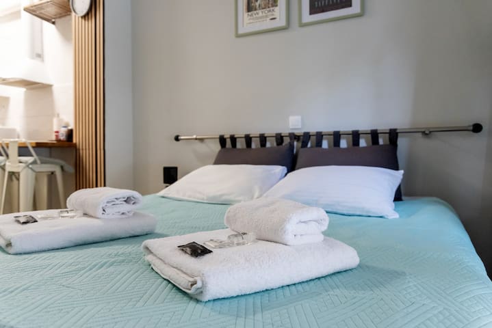 WeHost Athens managed Airbnb listing 3