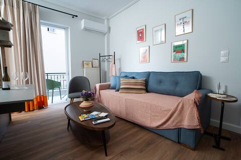 Top Airbnb: Central Modern and Sunny Garden View NYX 1 in Δήμος Τρίπολης