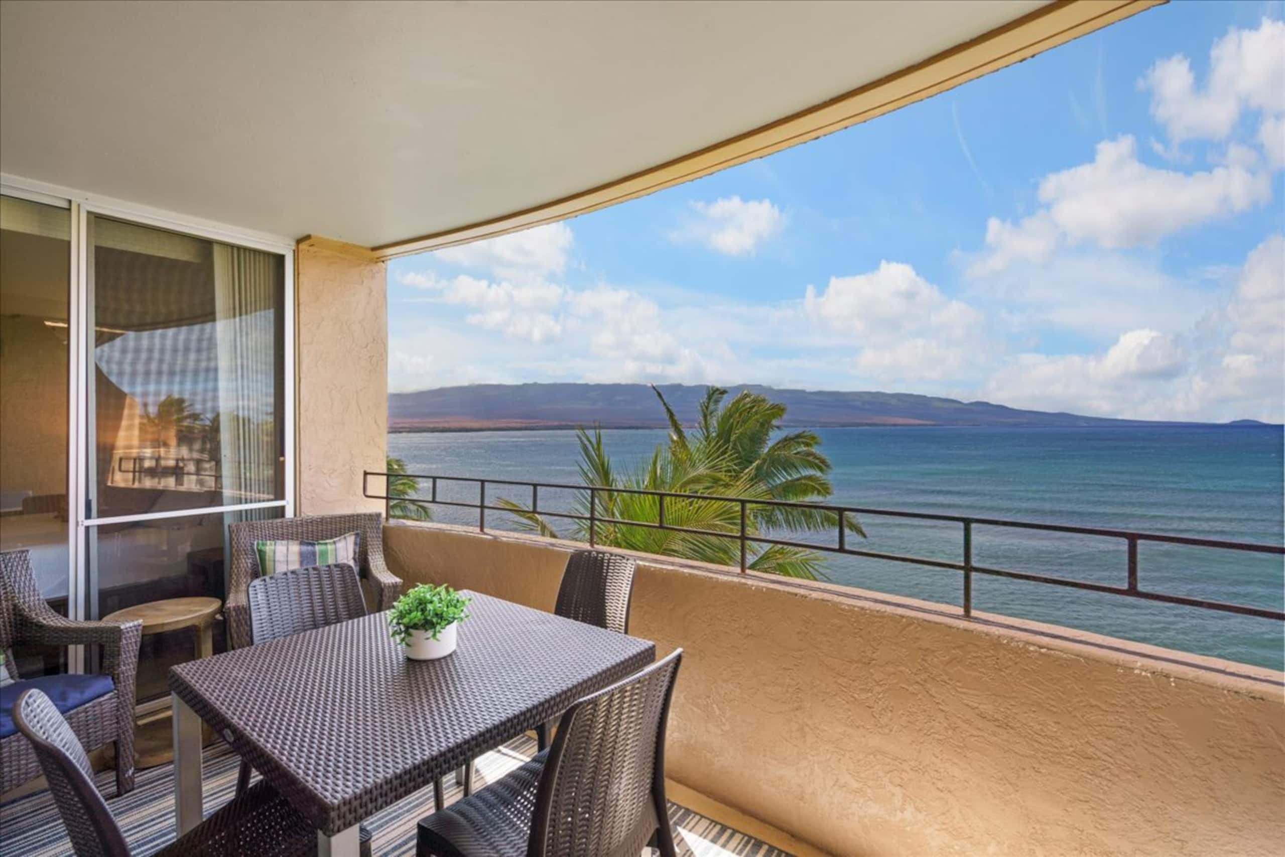 Luxury Remodeled Oceanfront—Huge Views— Sleeps 6 - Image 32