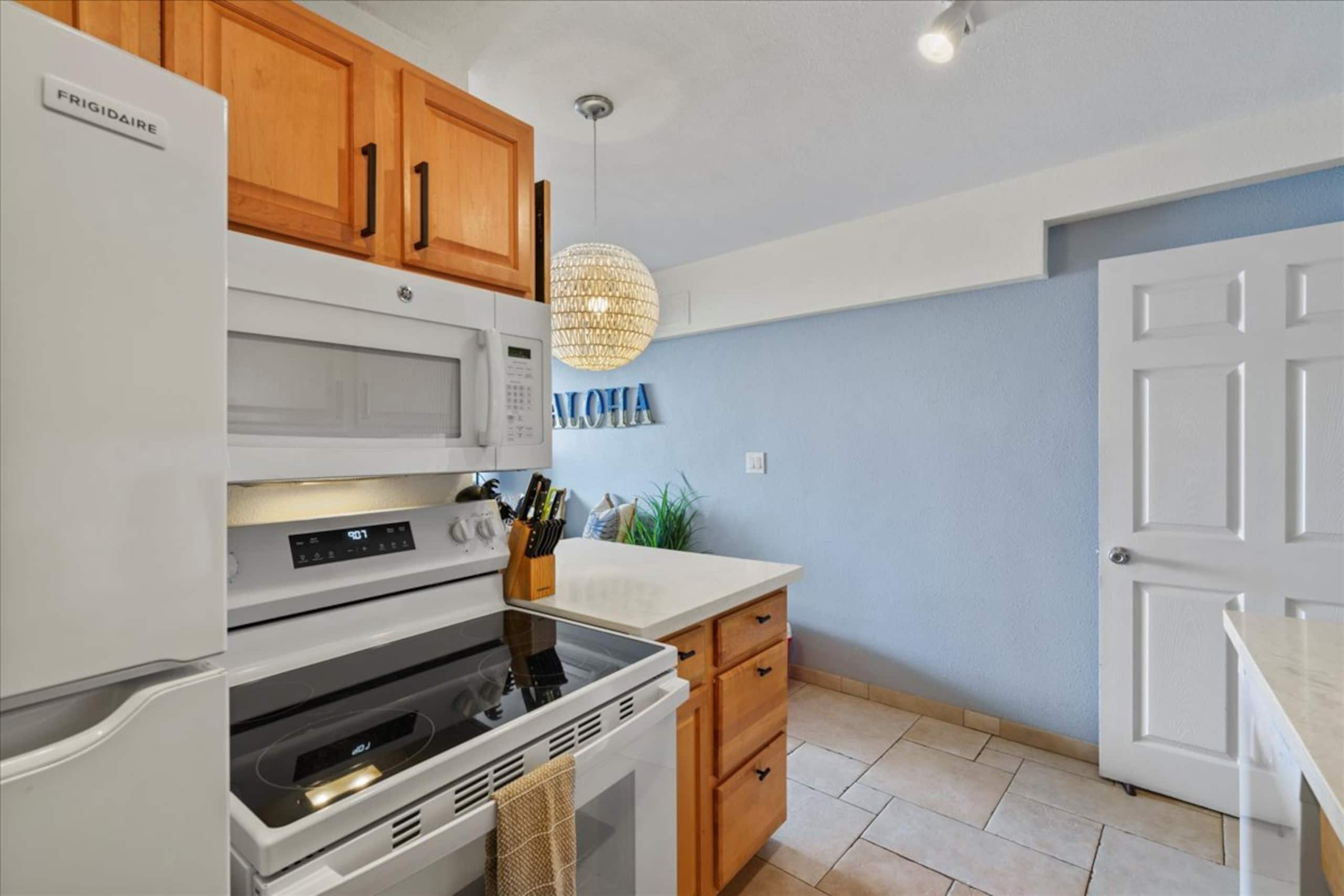 Luxury Remodeled Oceanfront—Huge Views— Sleeps 6 - Image 44
