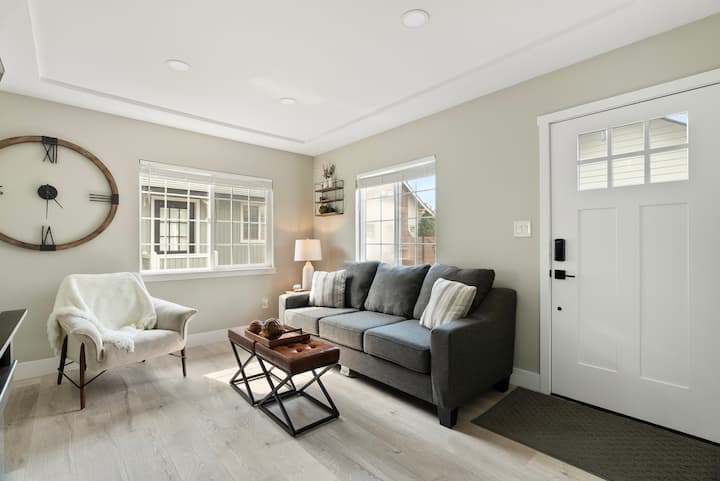 Petite Perfection - Puyallup, WA