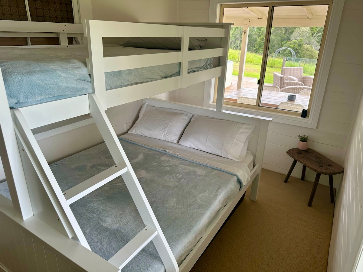 Kids love the triple bunk bed. Full size double on bottom for big kids and top bunk bed for kids that are up to 65kg and over 9 years old. 

Size:  L201cm x W153cm (full size double)