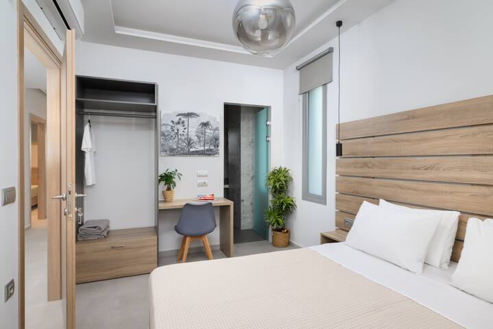 Anasa Luxury Seafront Villa 2 with Heatable Pool gallery image 4