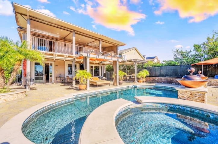 ৎ୭The safety paradiseৎ୭w/Pool Jacuzzi, 4 bedrooms