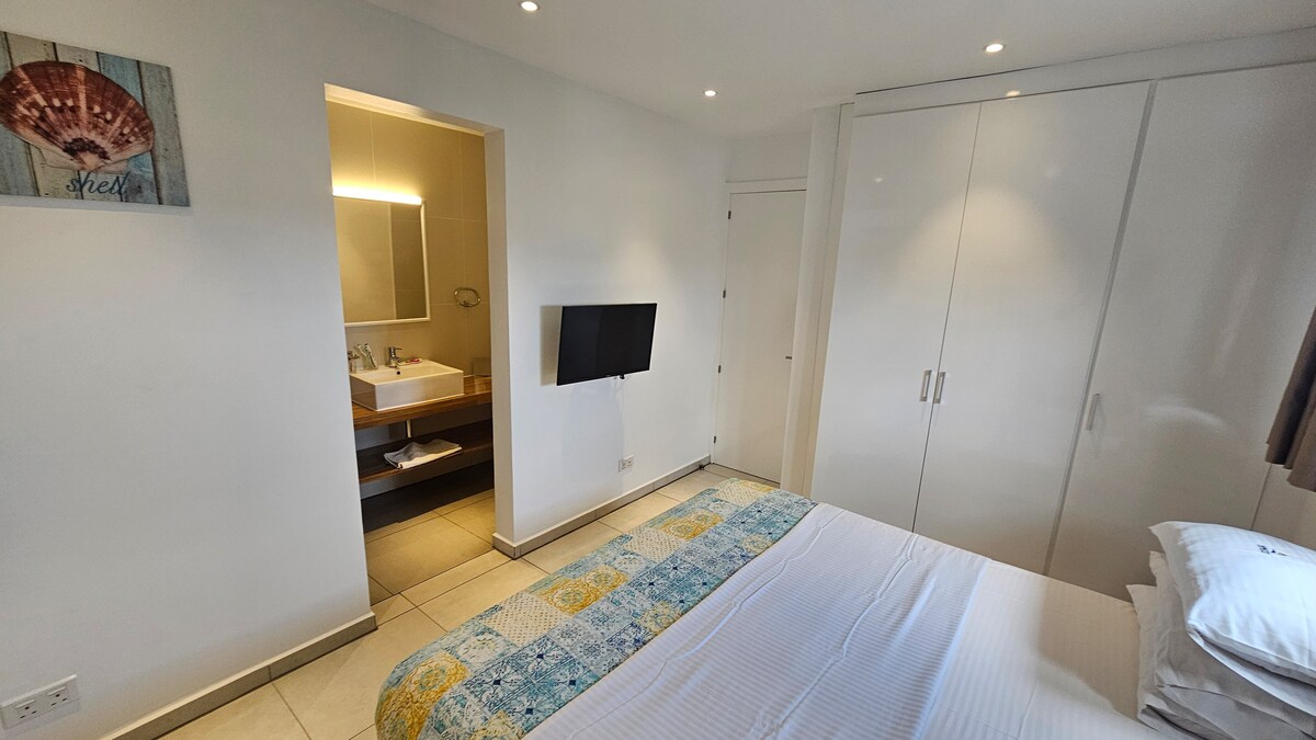 Osu 2 BR Suite W/ Ocean and City Views — photo 5
