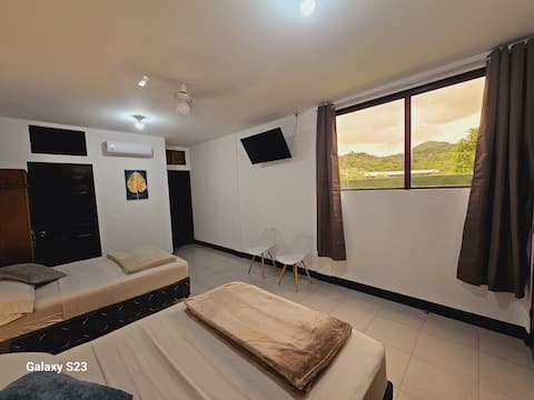 Ámi Élite /# 1 A/C / Especially for you