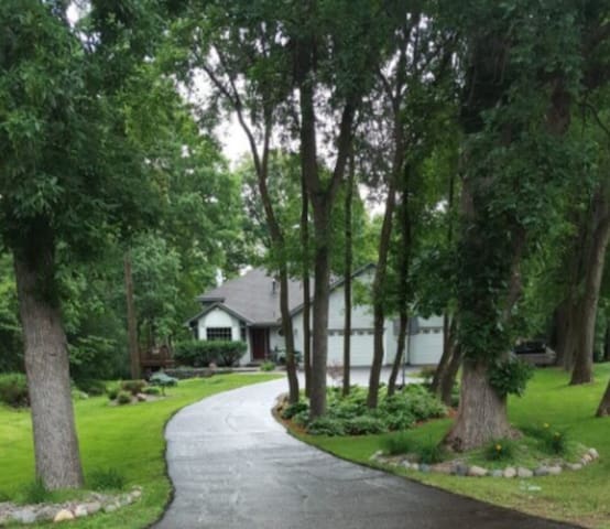 “Cozy Country Getaway”