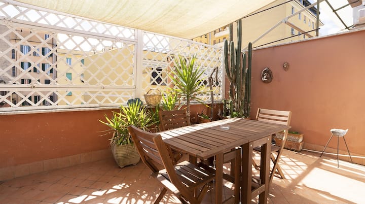 Bright And Spacious Penthouse With Private Terrace - Roma