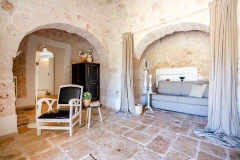 Top performing Airbnb: Trulli Doro – authentic Trulli with private pool in Castellana Grotte