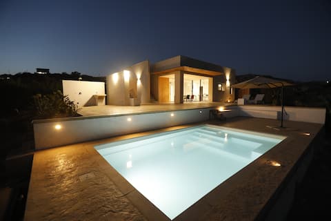 Contemporary Refuge