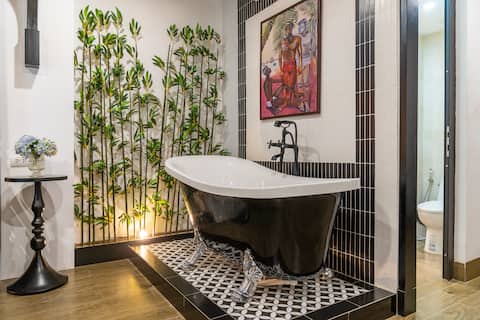 Le'shome in the Downtown - Max for is 20 people