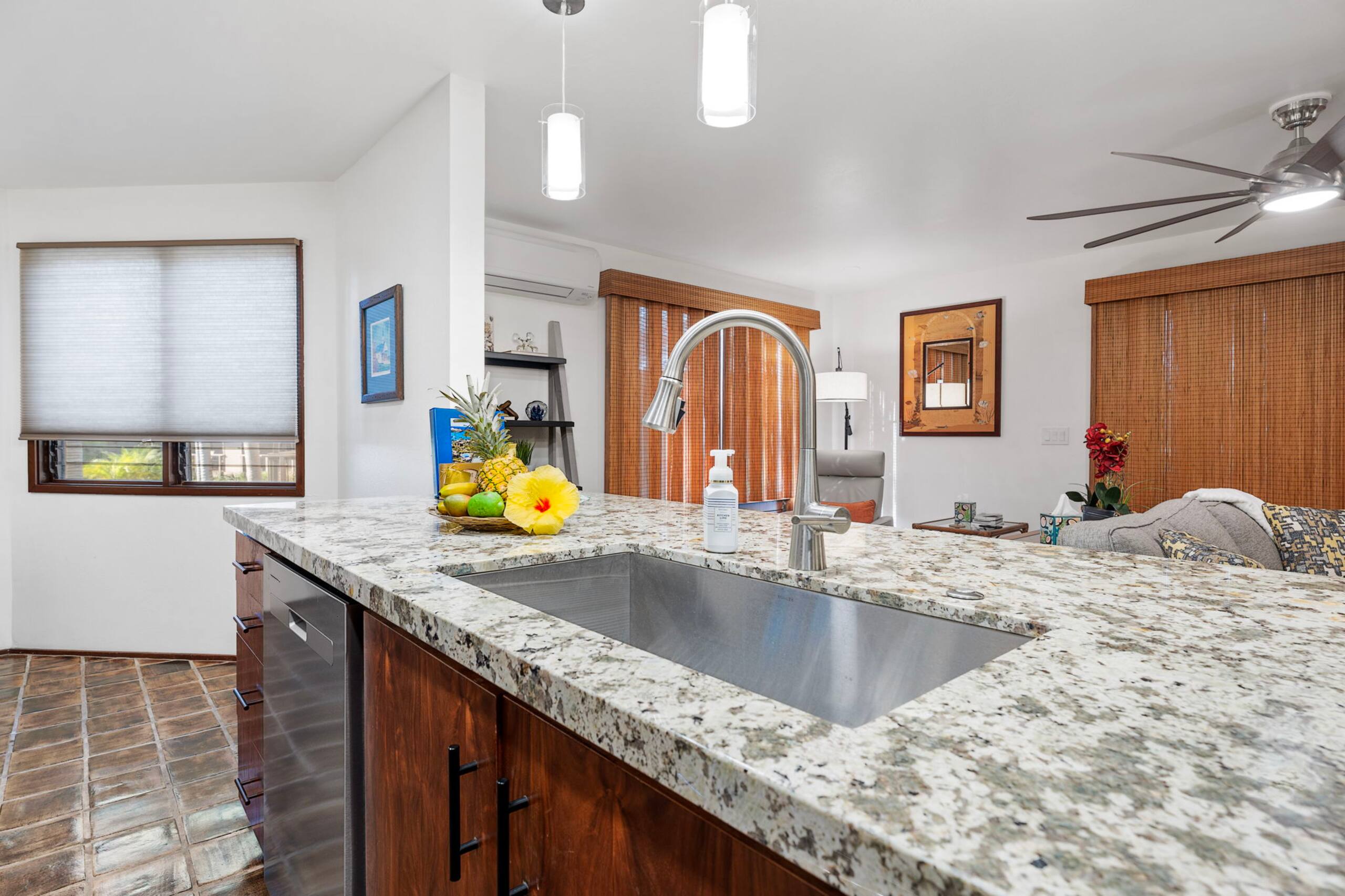 Condo in Kailua-Kona · ★5.0 · 1 bedroom · 2 beds · 1 bath - Image 16