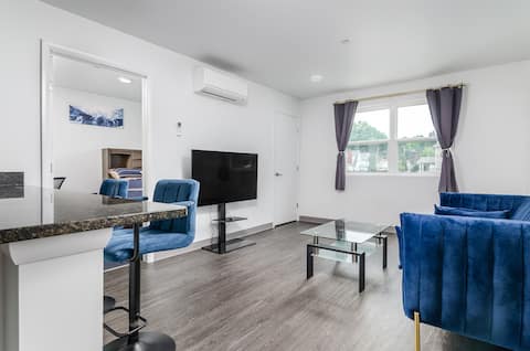 Grand Monarch! Best for Extended Stays!